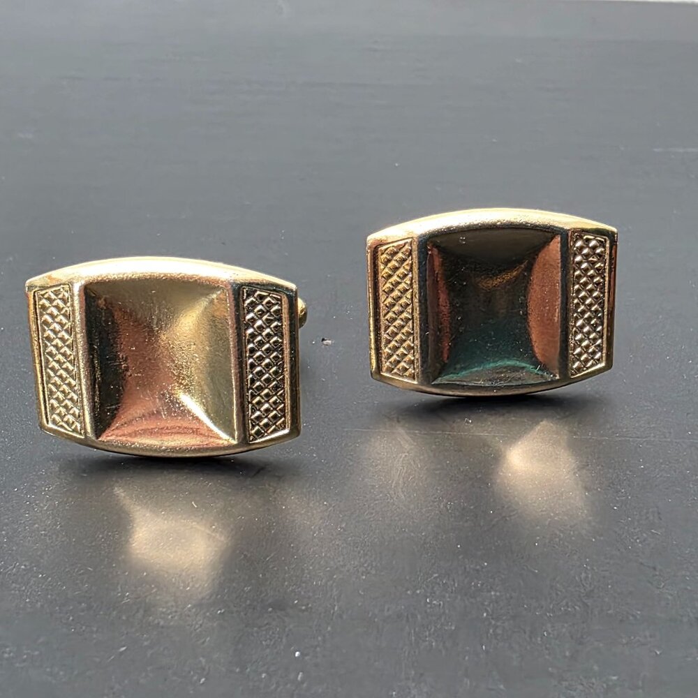 Vintage Rectangular Gold Tone Cufflinks Textured Geometric Mid Century Formal